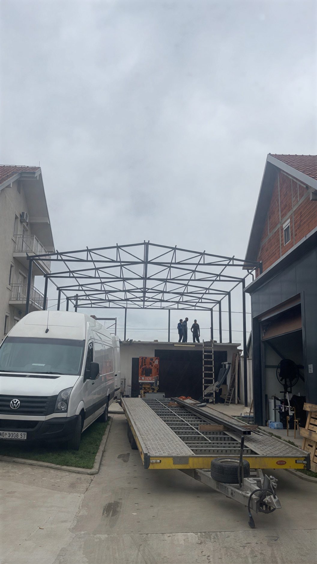 Čelična nadstrešnica za vozila